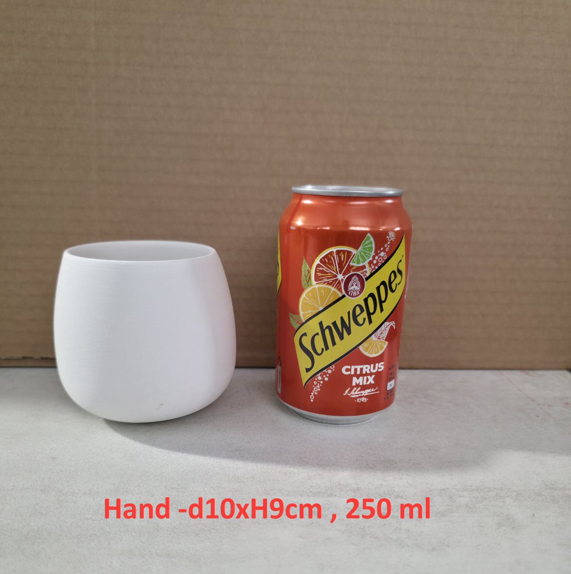 Чаша Hand